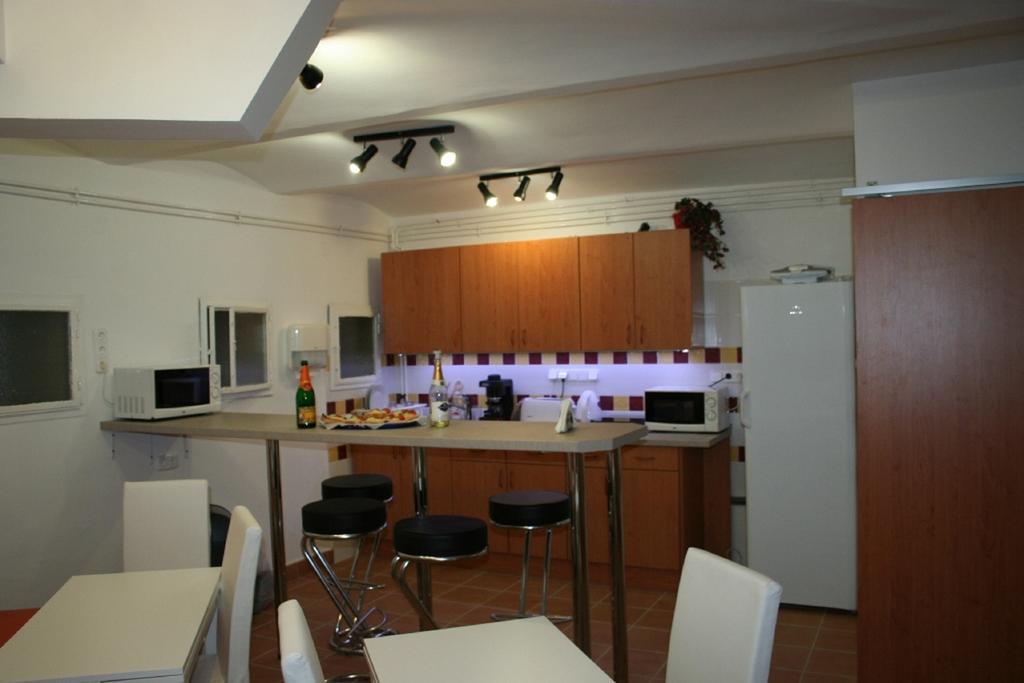 Walking Bed Budapest Hostel Εξωτερικό φωτογραφία