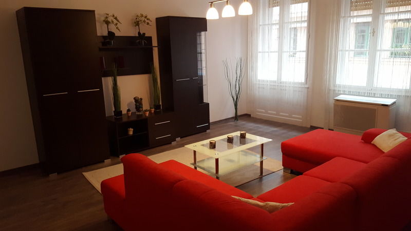 Walking Bed Budapest Hostel Εξωτερικό φωτογραφία