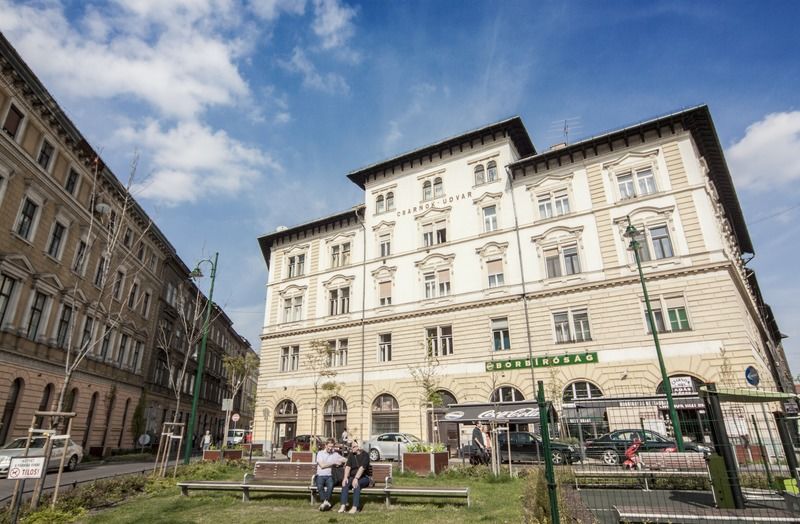 Walking Bed Budapest Hostel Εξωτερικό φωτογραφία