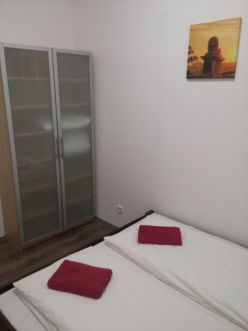 Walking Bed Budapest Hostel Εξωτερικό φωτογραφία